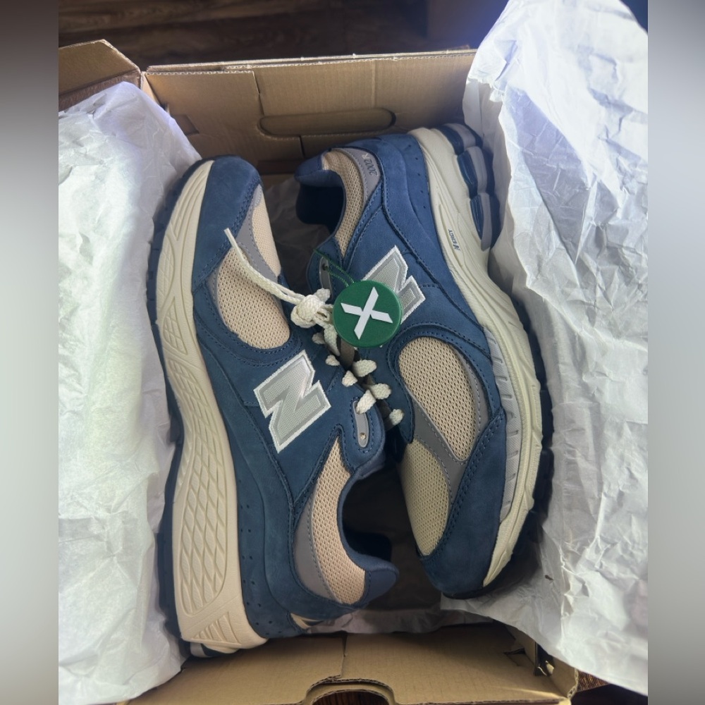 New Balance 2002 R Blue Beige